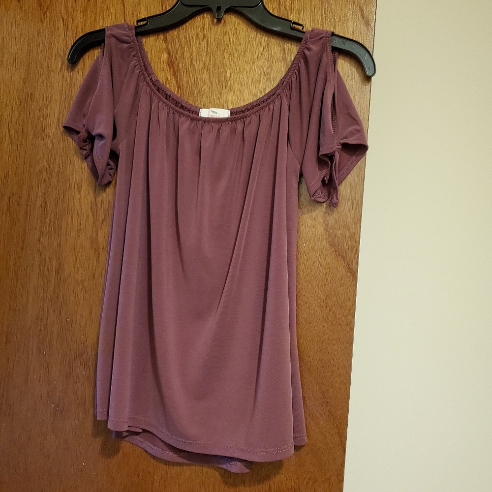 Off shoulder top